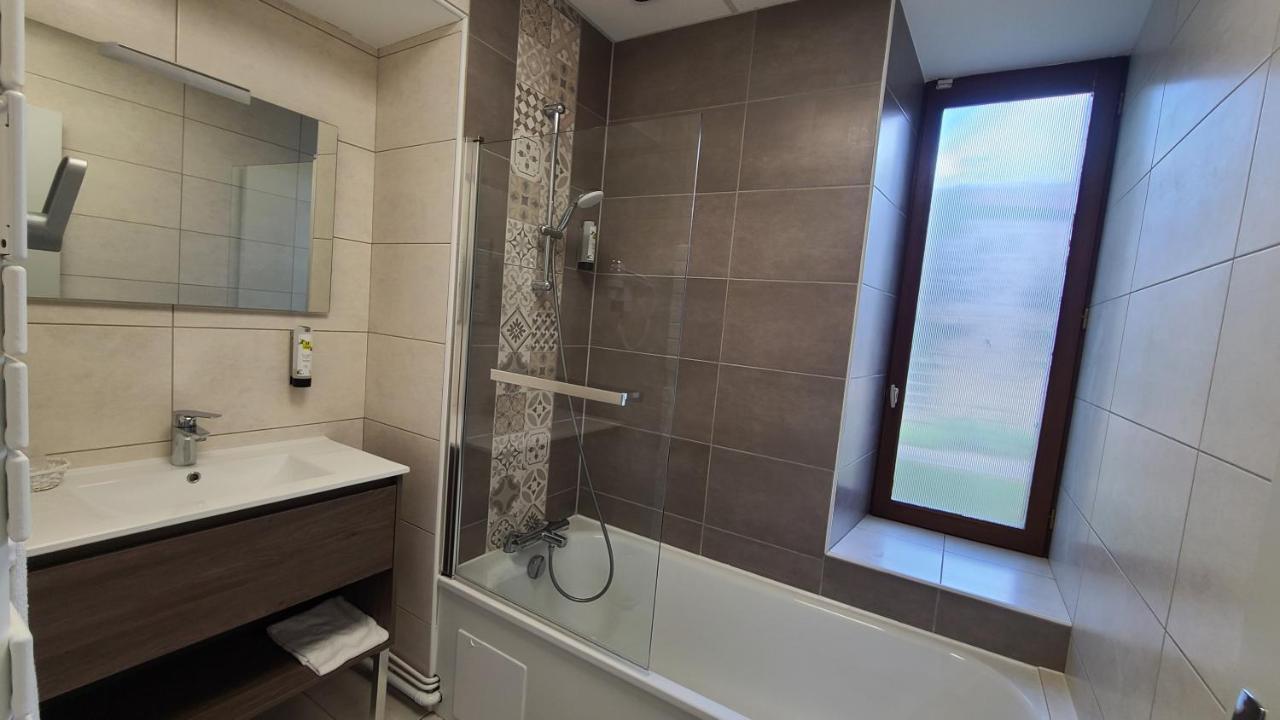 Logis Hotel Auberge De L'Allagnonette Saint-Poncy Eksteriør billede