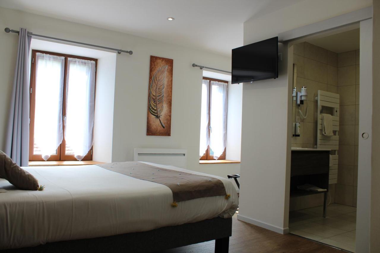 Logis Hotel Auberge De L'Allagnonette Saint-Poncy Eksteriør billede