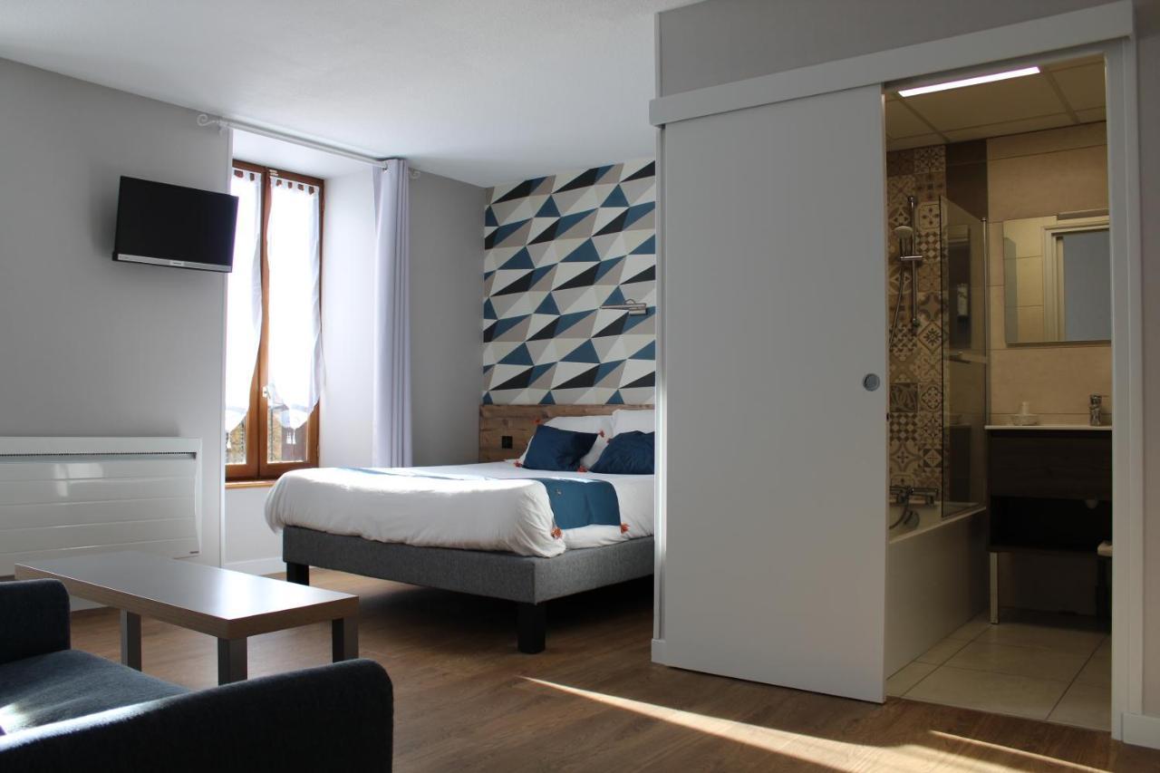Logis Hotel Auberge De L'Allagnonette Saint-Poncy Eksteriør billede