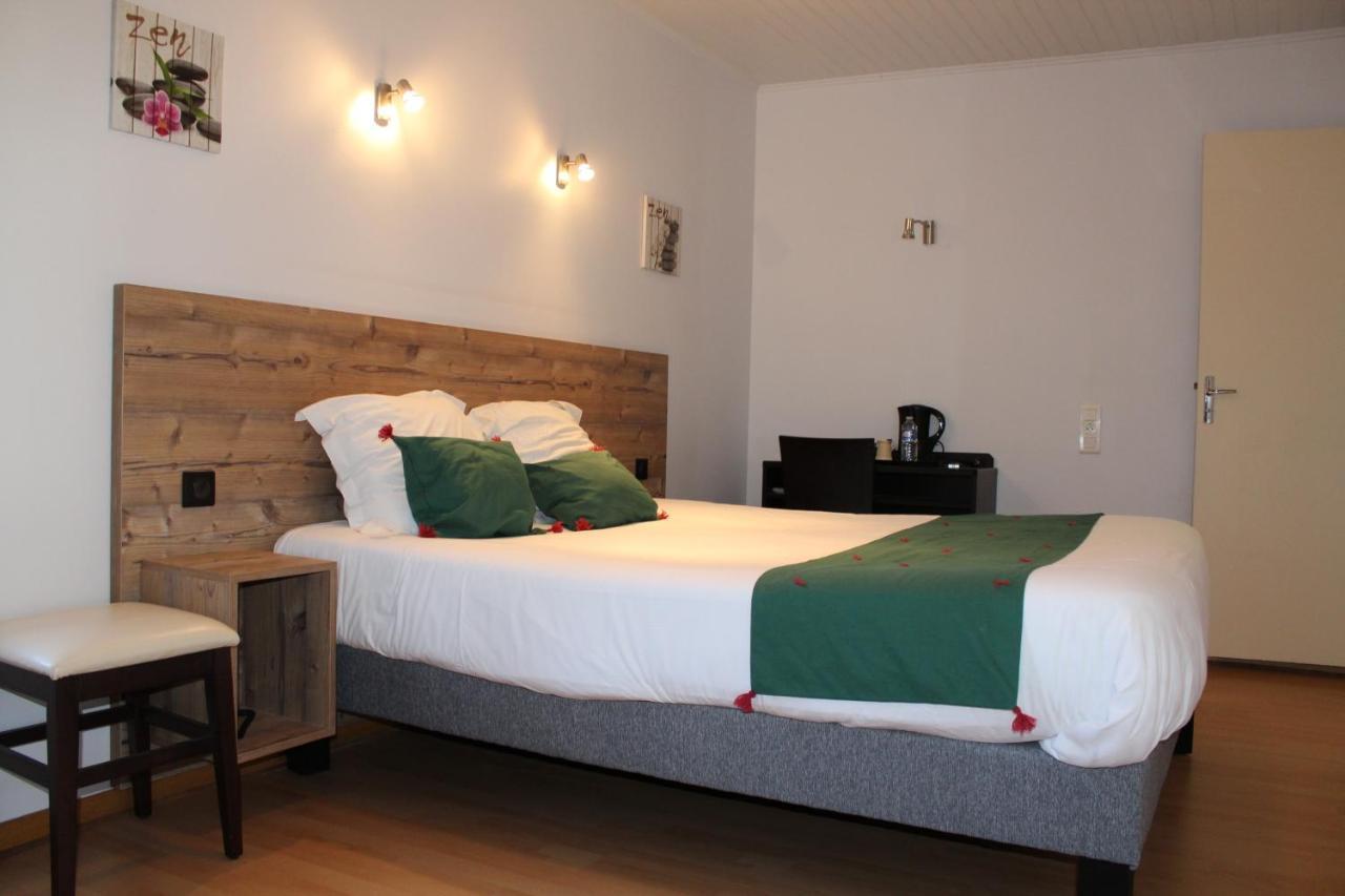 Logis Hotel Auberge De L'Allagnonette Saint-Poncy Eksteriør billede